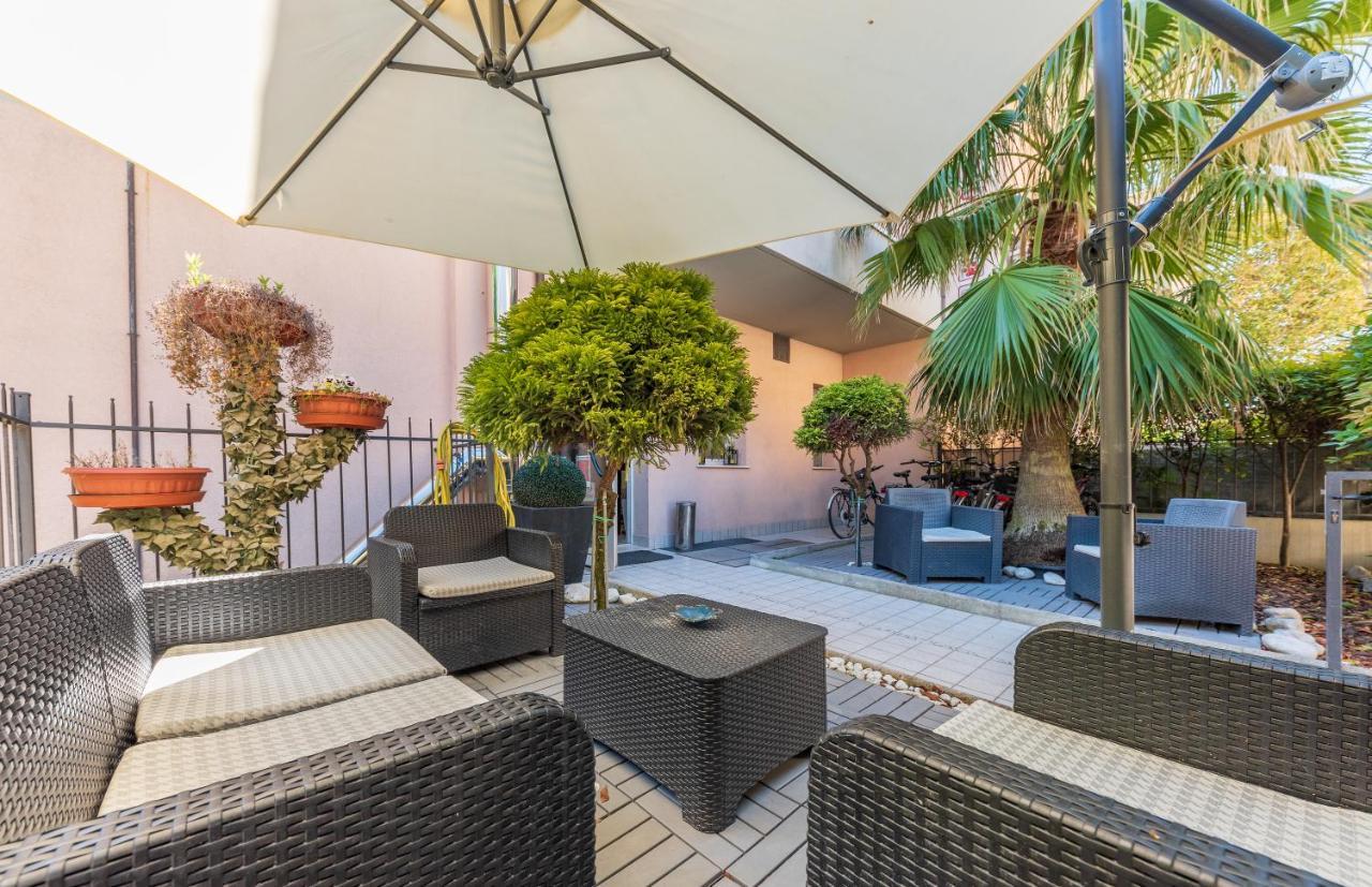 Residence Nobel Rimini Exterior photo